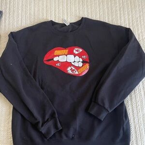Kansas City chiefs graphic crewneck size large